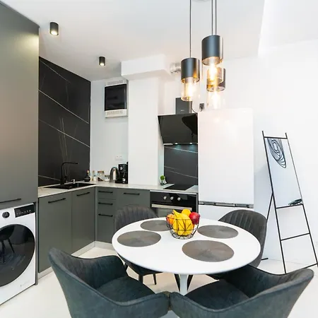 Arena Mall Galleria View And Securities Parking1