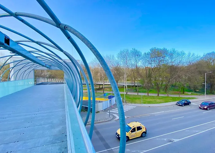 Arena Mall Galleria View And Securities Parking1 Burgas City