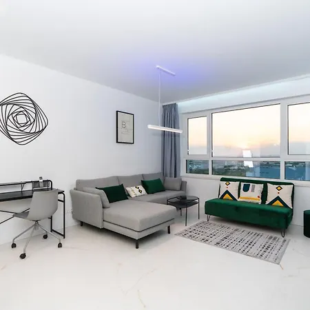Apartment Arena Mall Galleria View And Securities Parking1 Burgas