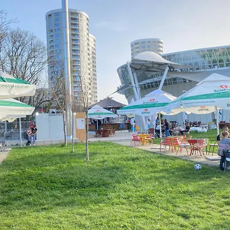 Apartment Arena Mall Galleria View And Securities Parking1